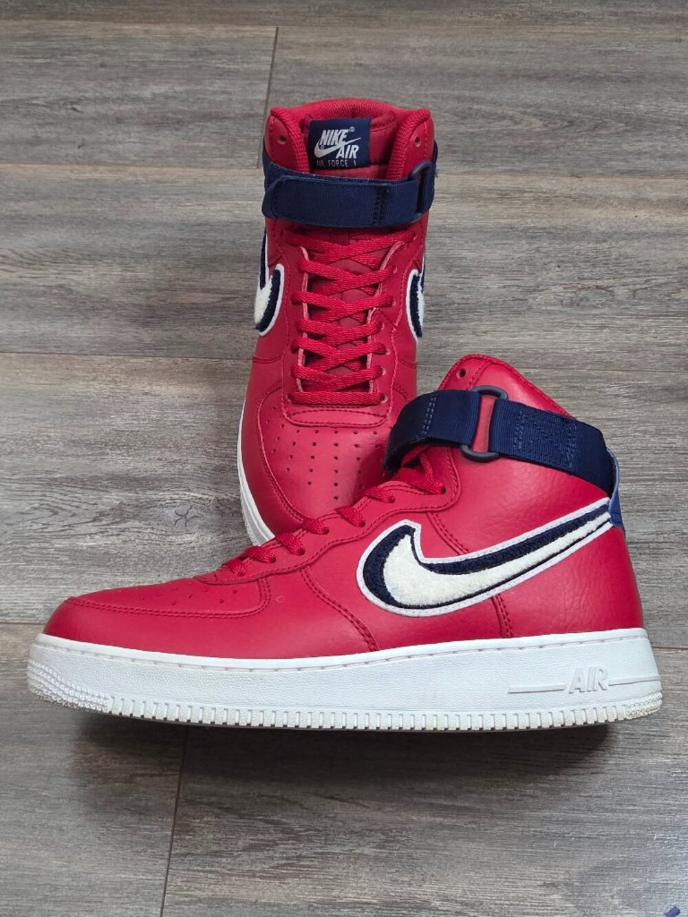 Nike Air Force 1 High 3D Chenille Swoosh Men's-8 Red/White/Blue 806403-603
